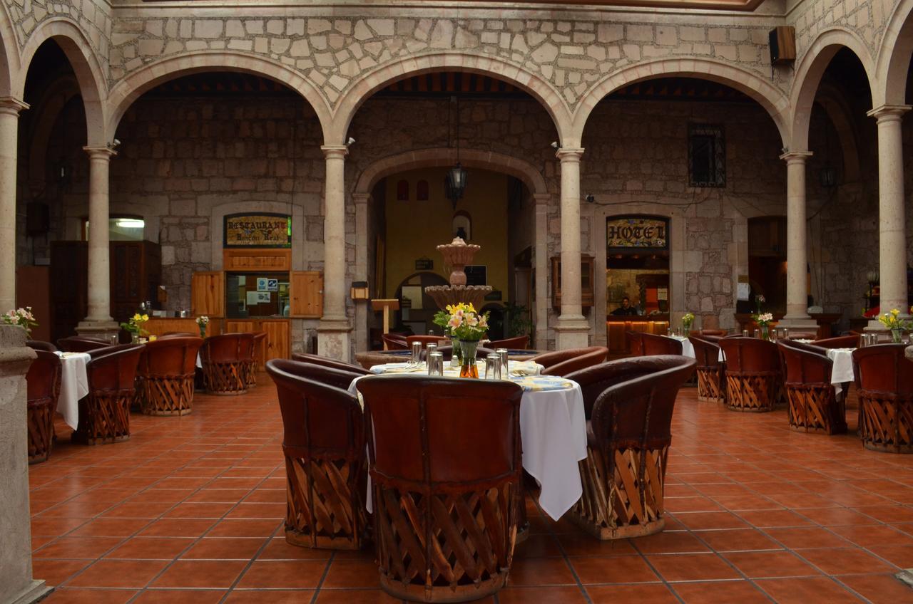 Howard Johnson By Wyndham Morelia Calle Real Ngoại thất bức ảnh