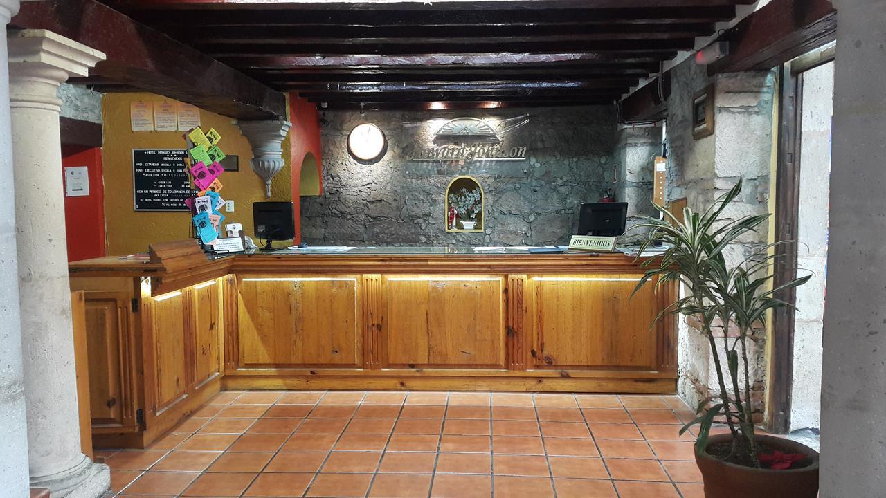 Howard Johnson By Wyndham Morelia Calle Real Ngoại thất bức ảnh