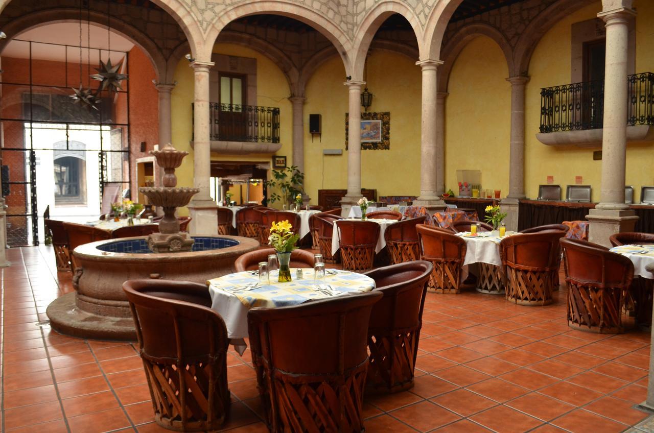 Howard Johnson By Wyndham Morelia Calle Real Ngoại thất bức ảnh
